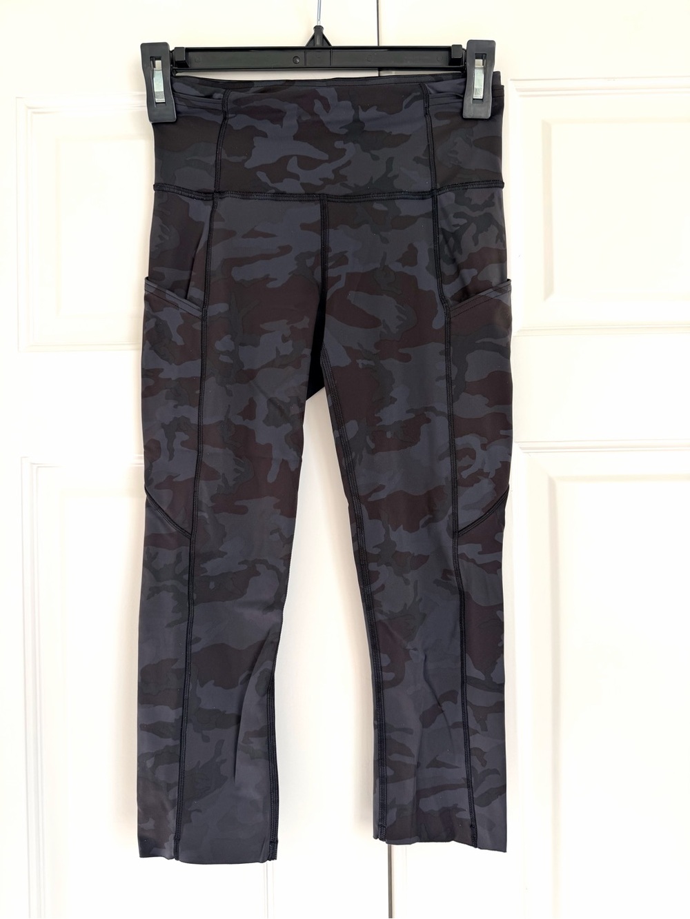 lululemon Camo High-Rise Crop Leggings
